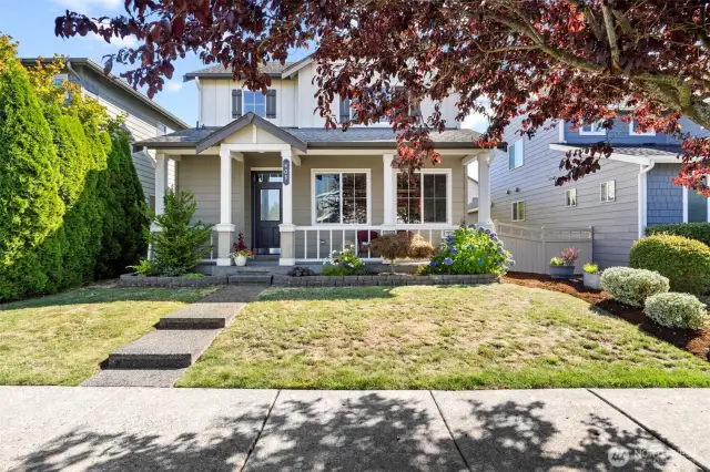 Welcome to the Reserve At Cordata! This home has great curb appeal.