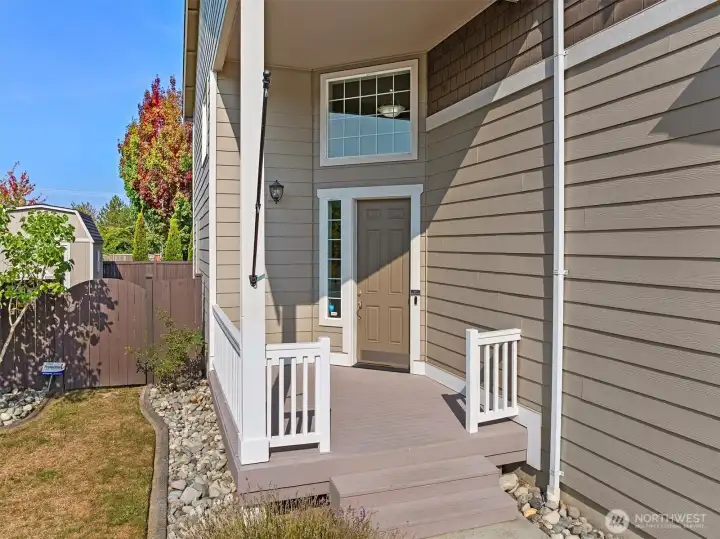 Welcoming covered entry perfect for enjoying the year round views