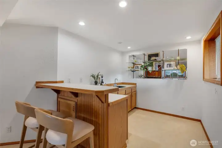 Lower level wet bar