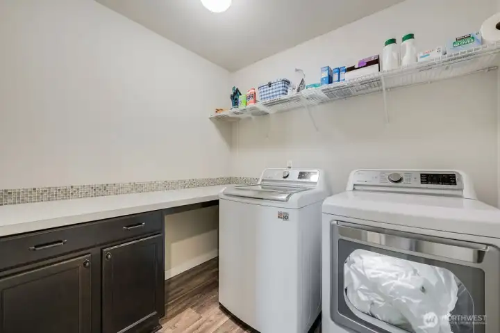 2nd floor laundry room