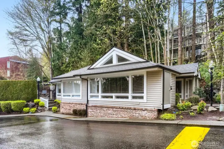 Cabana at entrance to Auguston Condominiums