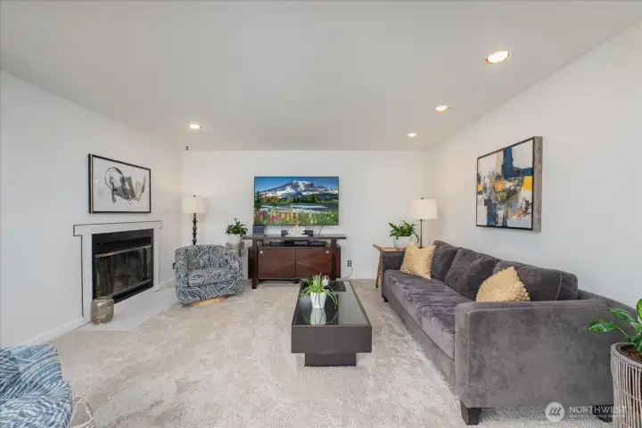 Spacious, light and bright living room.