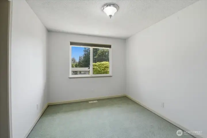 1st Guest Bedroom