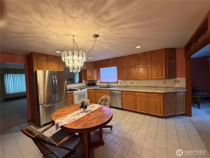 Easy access to open kitchen & dining area. Living room to the left. Family room to the right. Easy access to open kitchen & dining area. Living room to the left. Family room to the right.