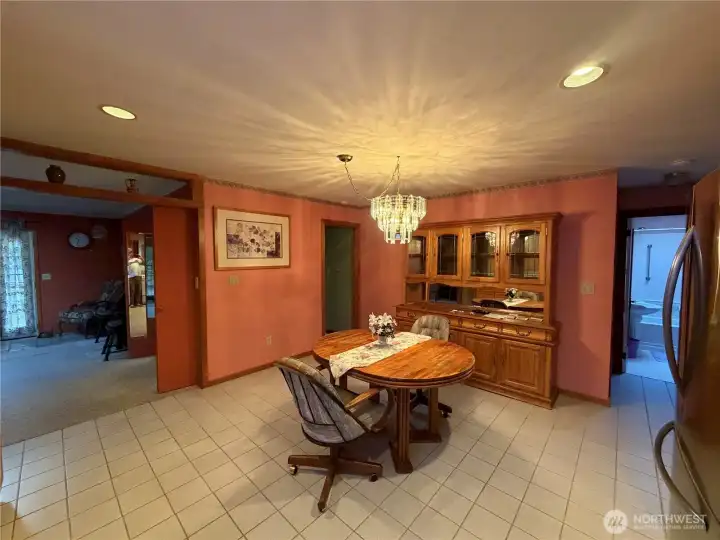 View from kitchen area to dining area. View from kitchen area to dining area.
