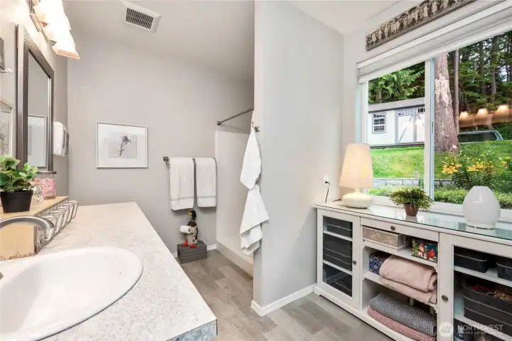 Bathroom #1 - Primary - Main Floor