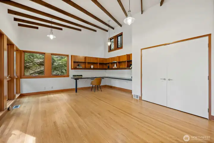Large Den or game  area