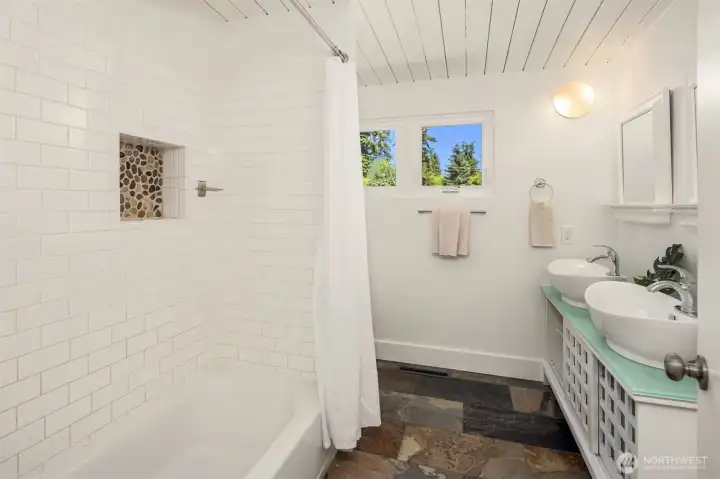 Full Bath, Tub & shower, Dual Sinks