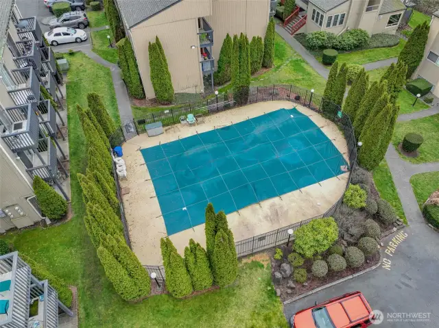 Pool Can be used by Residents in Summer Season