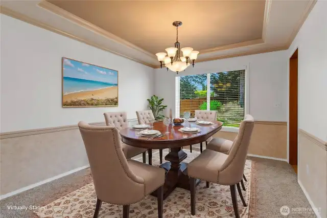 Dining room.