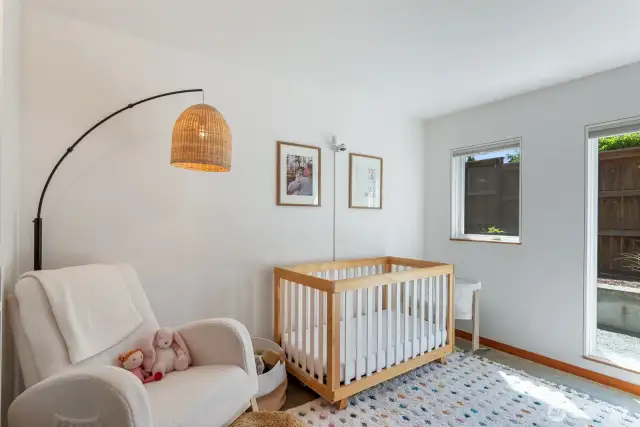 2nd bedroom