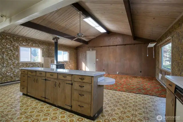 Kitchen/family room