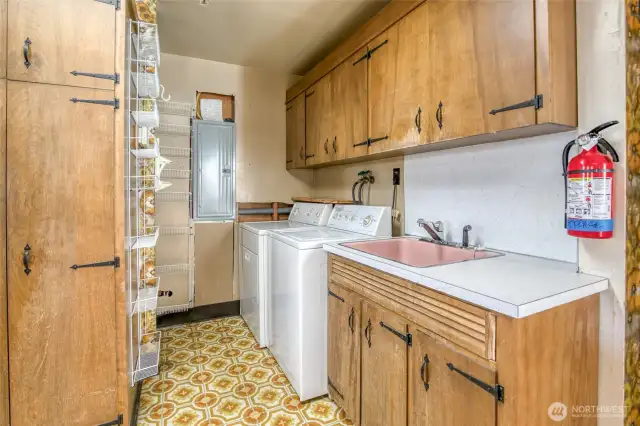 Laundry off the kitchen