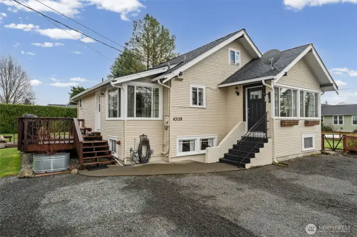 Such a charming home~