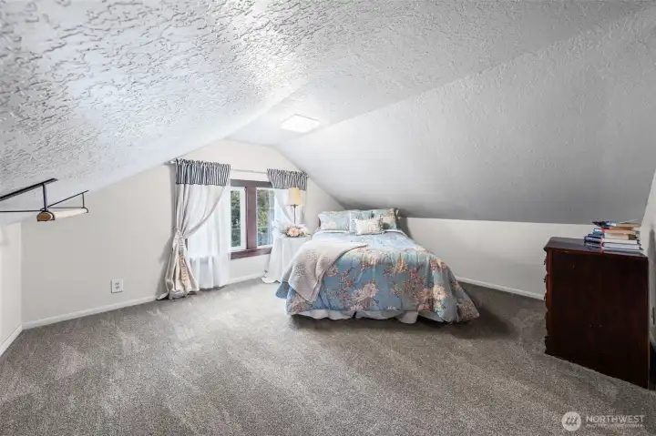 Second bedroom upstairs~