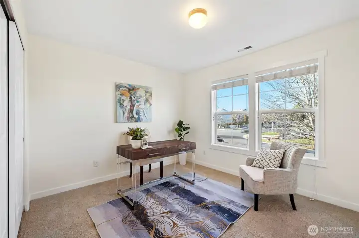 Bedroom 2 w/ en-suite bathroom