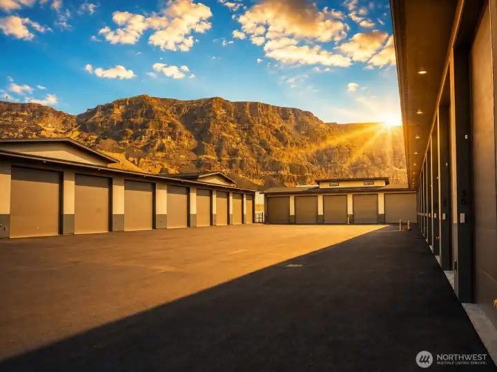 Luxury Garages