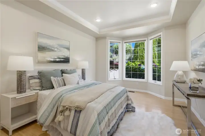 Guest bedroom on main level, can be used as an office. Guest bedroom on main level, can be used as an office.