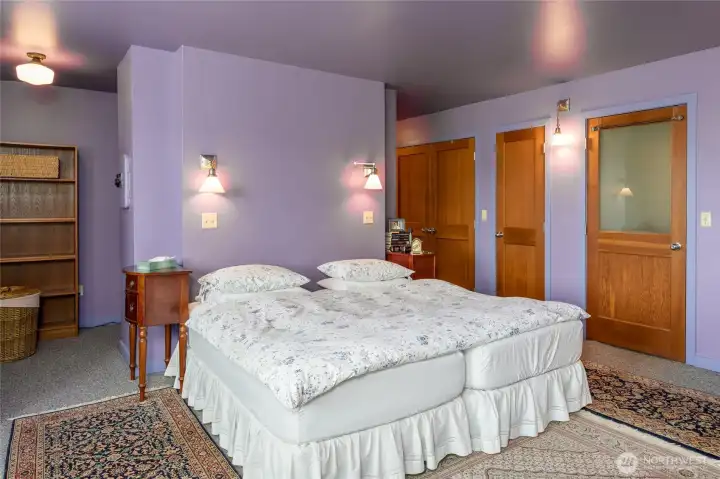 Master Bedroom Master Bedroom