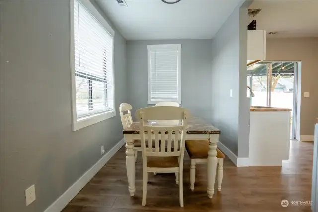 Cute dining area.