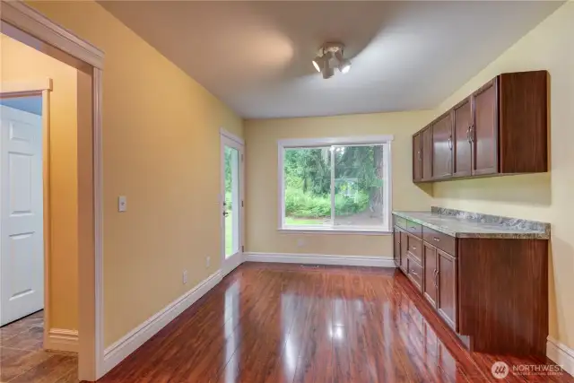 Flex room off the kitchen