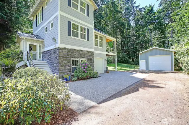 Plenty of parking space with the two car attached garage and large shop for all your boats, RVs, water toys and cars.