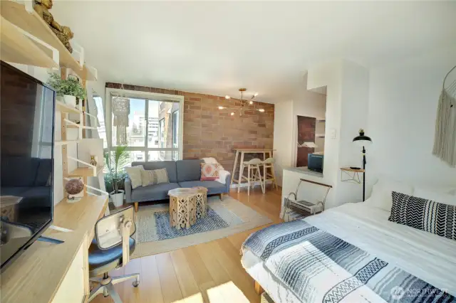 Turn key, seller is willing to sell with furnishings