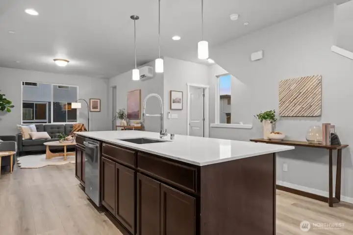 Photographs are for illustrative purposes only. Features, finishes, interior/exterior colors, landscaping and floorplan shown may vary from actual homes built.