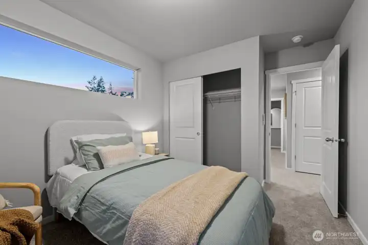 Photographs are for illustrative purposes only. Features, finishes, interior/exterior colors, landscaping and floorplan shown may vary from actual homes built.