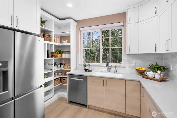 Built in pantry allows for plenty of storage space right in the kitchen.
