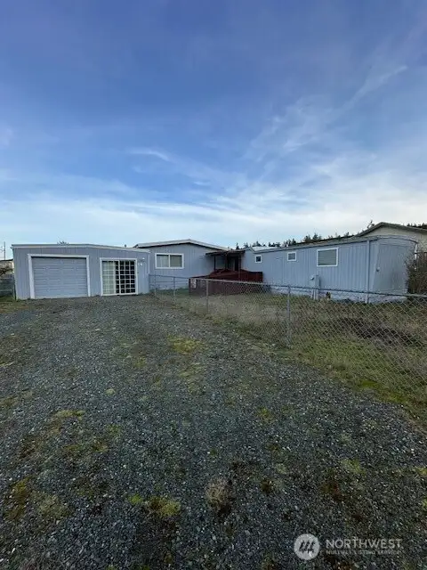 Coupeville beach community living!