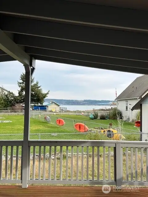 The deck outside the living room with that view!