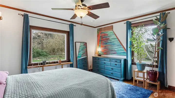 Main floor primary bedroom.