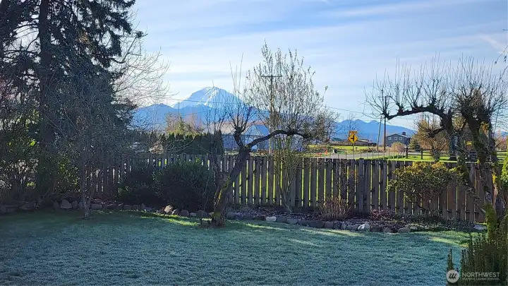 Another photo of the gorgous mountian view.