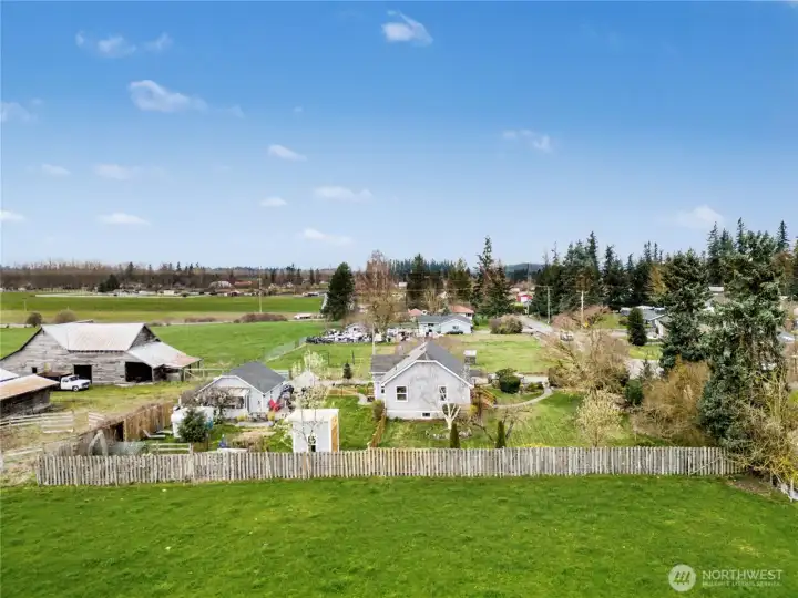 Still close to local shops, dining, parks, and all the wonderful amenities the community has to offer.