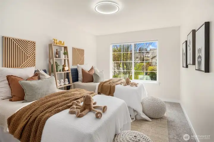 2nd level 3rd bedroom.