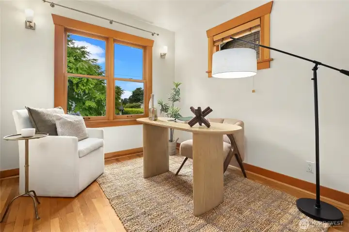 Main level bedroom works well to WFH or for guests. Main level bedroom works well to WFH or for guests.