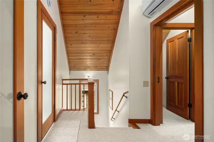 Upper level landing. Upper level landing.