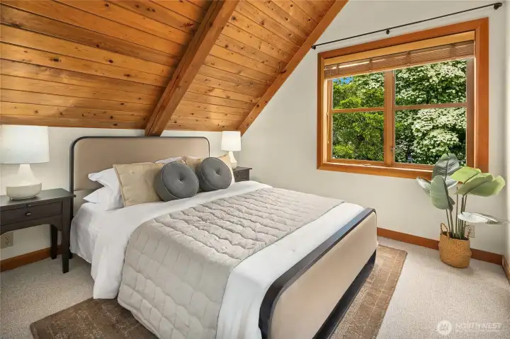 Vaulted ceilings in all three upper level bedrooms. Vaulted ceilings in all three upper level bedrooms.