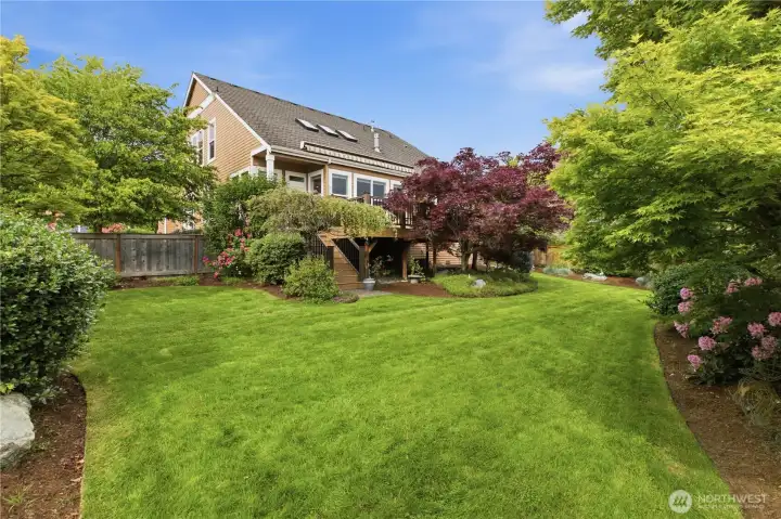Gorgeous landscaping