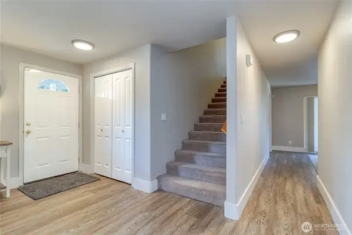 Front Entrance & Staircase