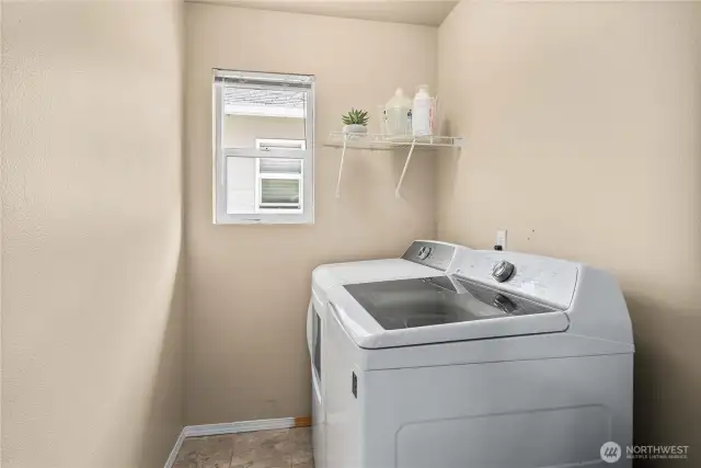 Laundry on 2nd floor