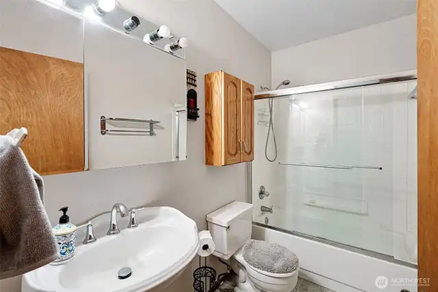 Full bath on the lower level