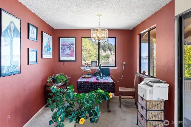 Nook currently being used as an office space