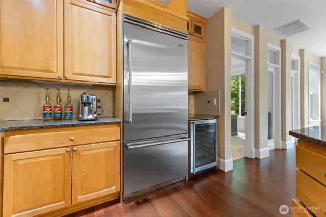 High End Stainless Steel Appliances Included