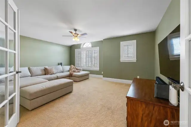 Large Bonus Room Upstairs