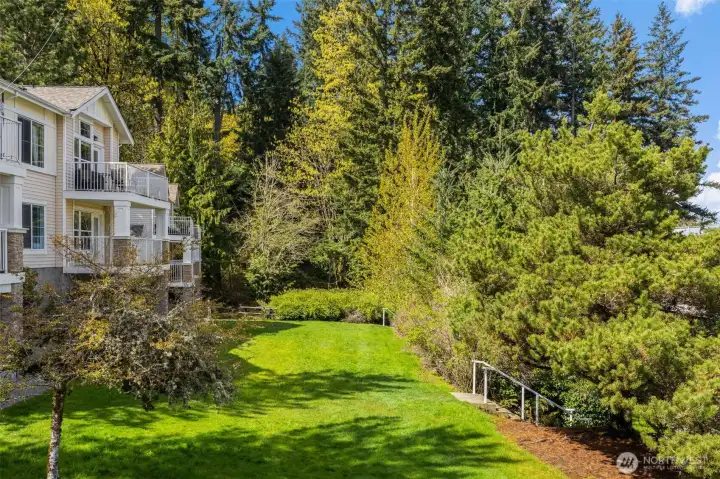 Nice private space outside of the unit