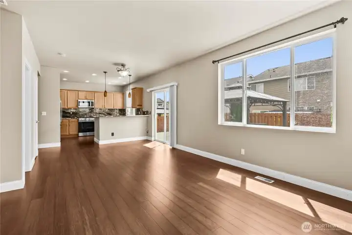 Open concept. Open concept.
