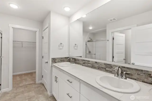 **Photos are of the same floorplan in another community. Some colors and features will cary**