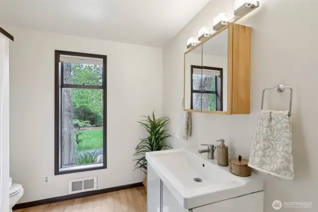 Spacious full bath